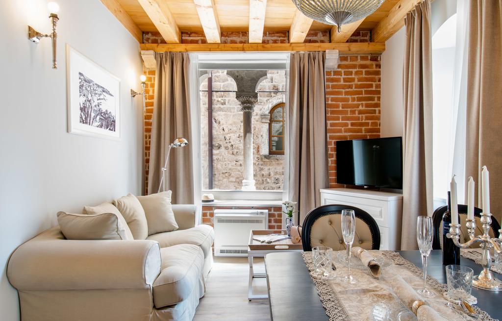 Heritage Suites Zanini フヴァル エクステリア 写真