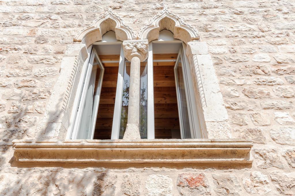 Heritage Suites Zanini フヴァル エクステリア 写真