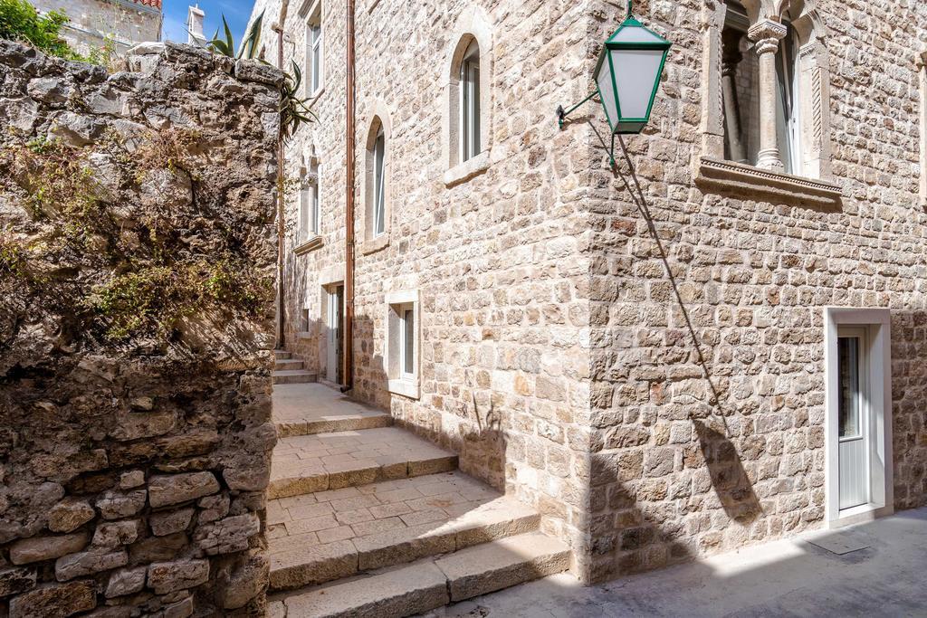 Heritage Suites Zanini フヴァル エクステリア 写真